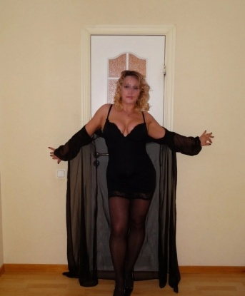 Фаина, 35